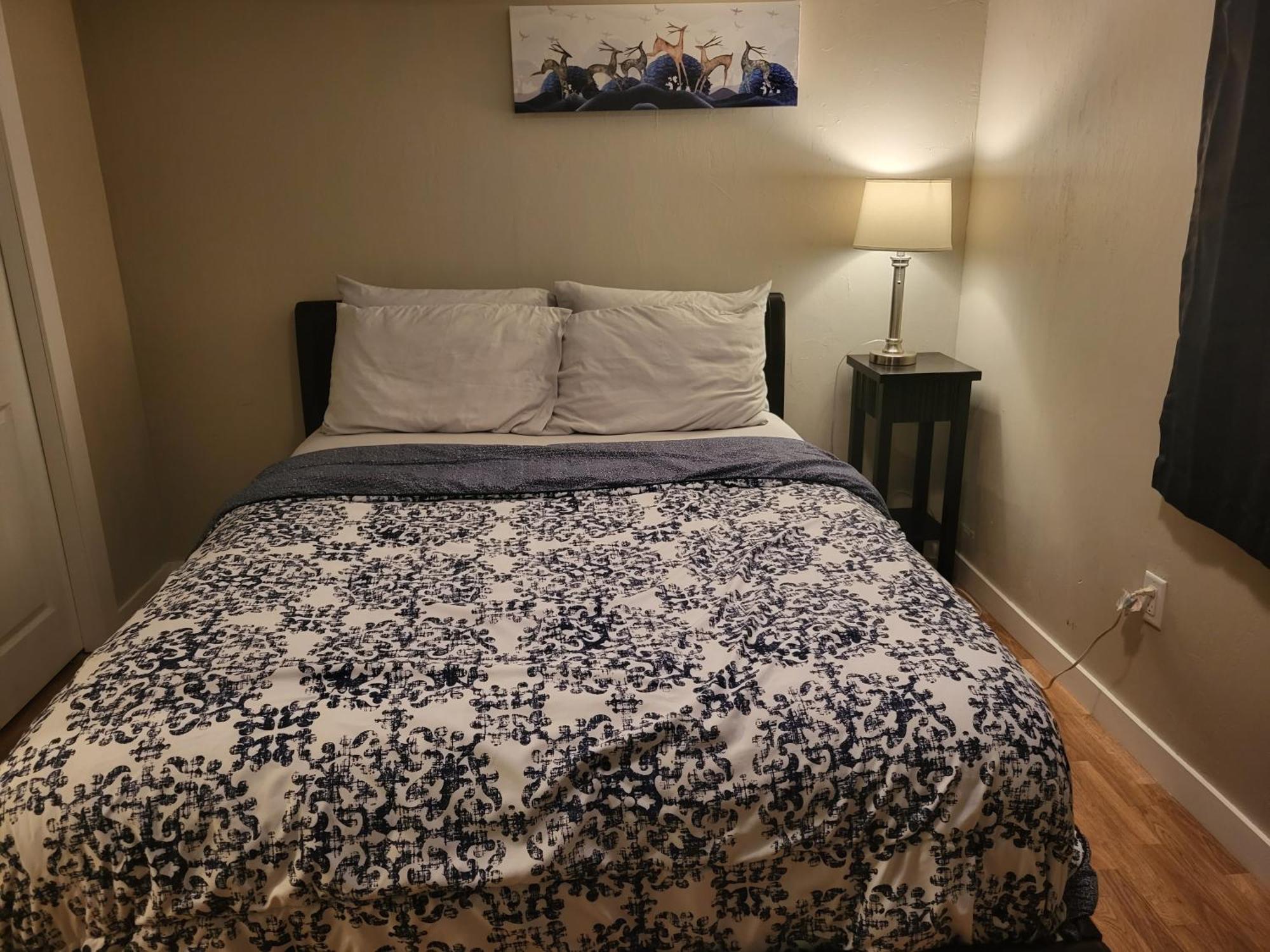 Cozy Private In * Edmonton